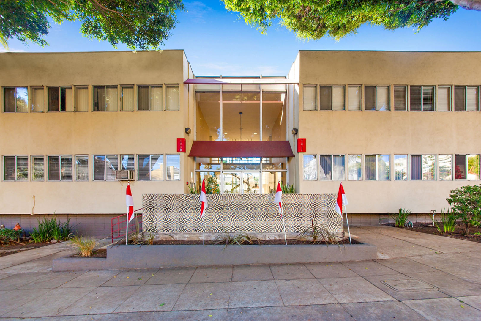 property for rent #1